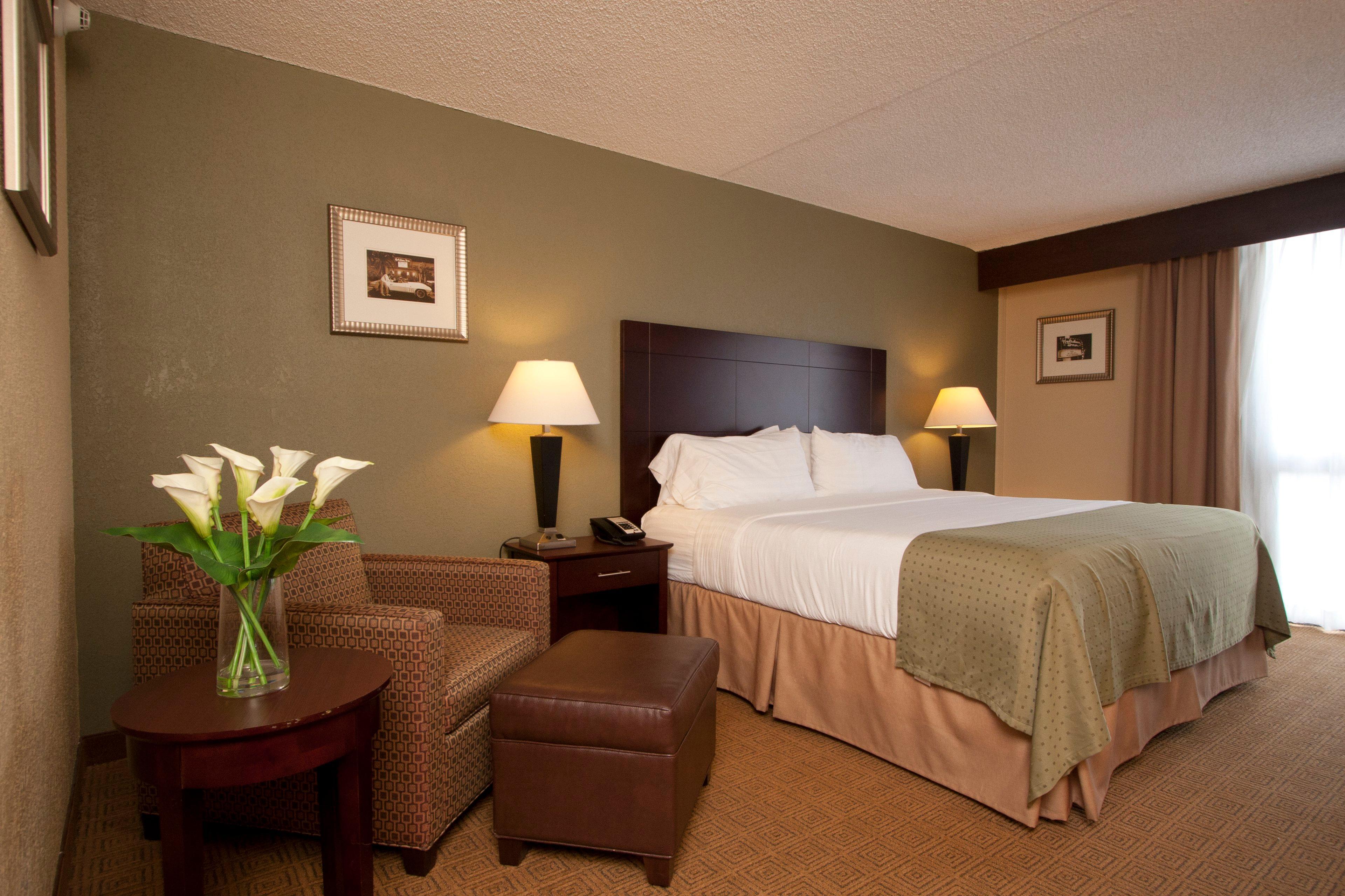 Holiday Inn South Plainfield-Piscataway By Ihg Eksteriør billede