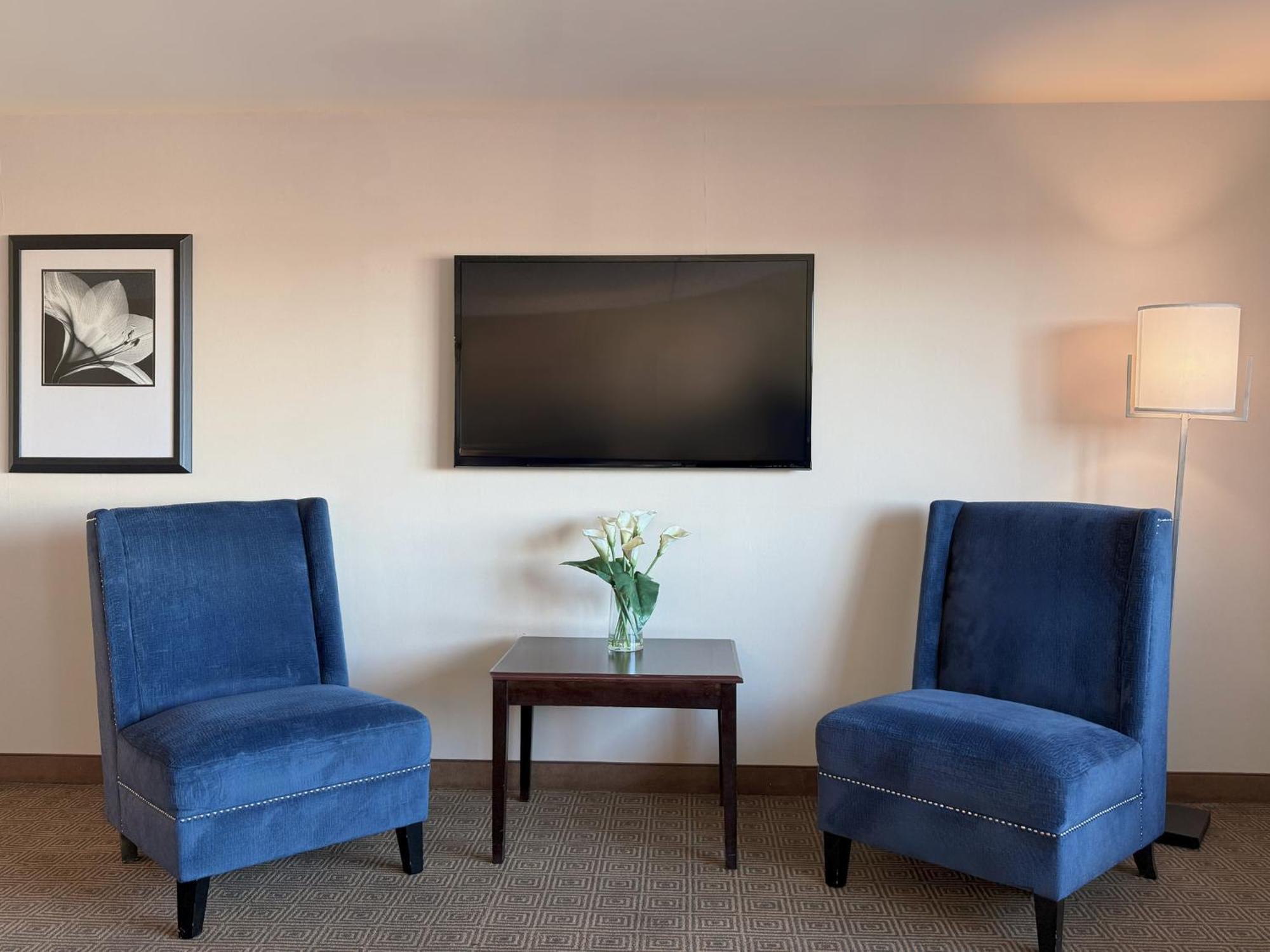 Holiday Inn South Plainfield-Piscataway By Ihg Eksteriør billede